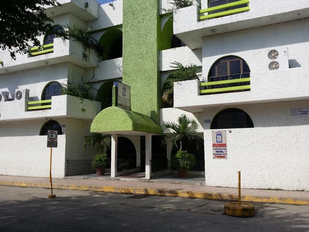 Hotel Y Restaurante Ritz De Tabasco فيلاهيرموسا المظهر الخارجي الصورة